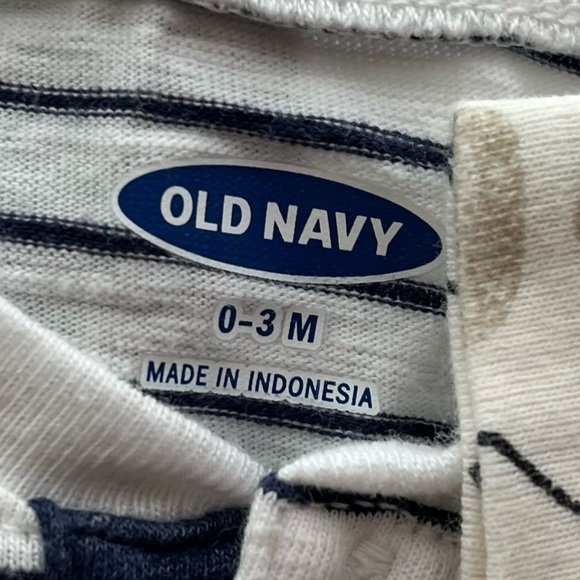 Various Brands • Old Navy/Gap/Unbranded Baby Onesies Pack of 5 - Picture 5 of 6